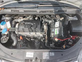 Volkswagen Golf plus 1.9TDI Zilver LA7W Onderdelen BLS Motor picture 13