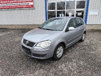 Sloopauto Volkswagen Polo 9N3 Grijs LA7R Onderdelen BME Motor 2005/9