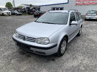 Dezmembrări autoturisme Volkswagen Golf 1.9TDI Zilver LA7W Onderdelen AXR Motor 2004/9