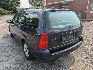 Ford Focus 1.6 picture 7