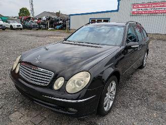 Vrakbiler auto Mercedes E-klasse W211 2005/9