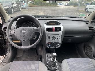 Opel Corsa 1,2 picture 11