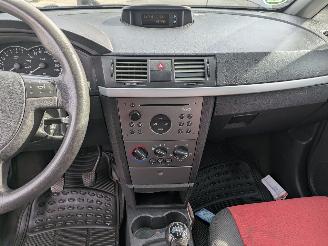 Opel Meriva 1.6 picture 12