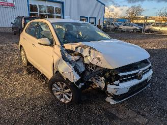 Volkswagen Polo 1.0 picture 3