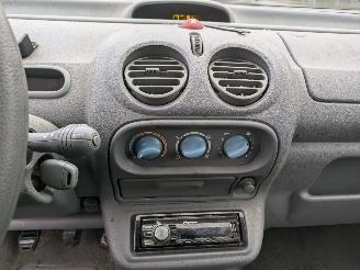 Renault Twingo 1.2 picture 14