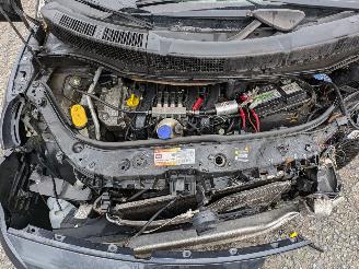 Renault Scenic 1.6 picture 13