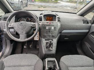Opel Zafira 1.6 picture 13