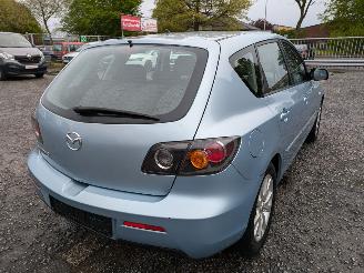 Mazda 3 1.6 picture 5