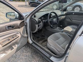 Volkswagen Passat 1.9 picture 9