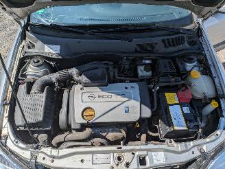 Opel Astra 1.6 picture 15
