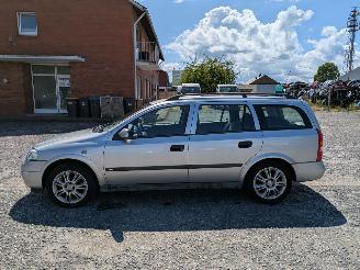 Opel Astra 1.6 picture 8