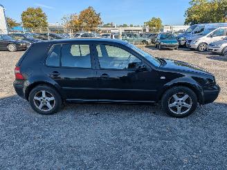 Volkswagen Golf 1.9 TDI picture 4