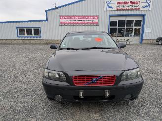 Volvo S-60 2.4T Automatik picture 2