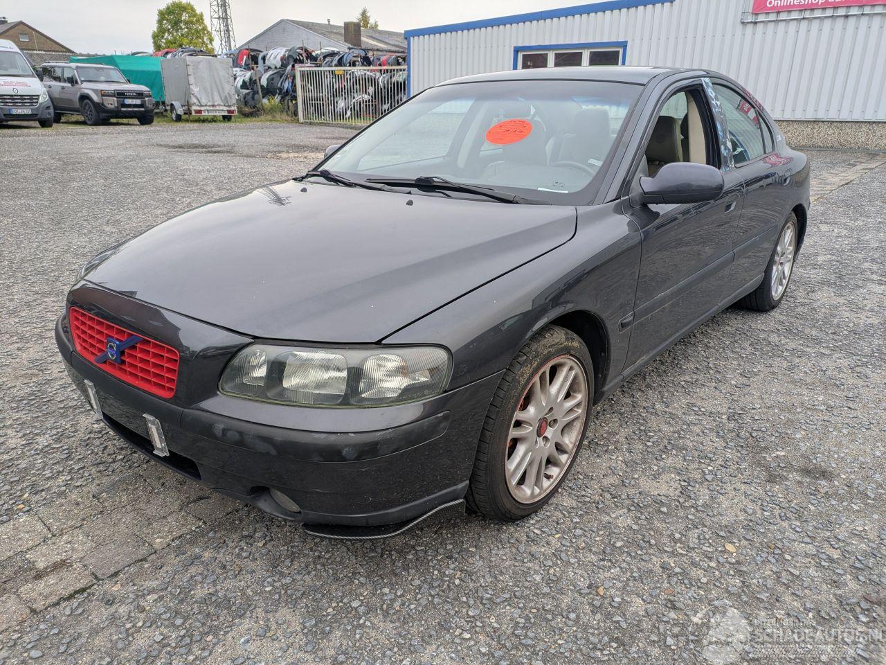Volvo S-60 2.4T Automatik