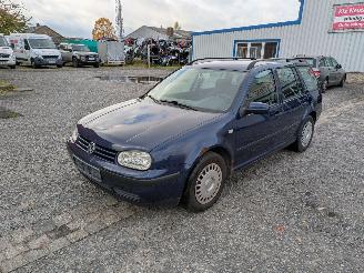  Volkswagen Golf  1999/8