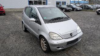 Mercedes A-klasse 761 picture 3