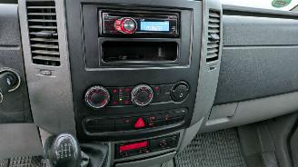 Volkswagen Crafter 2.5 TDI picture 28