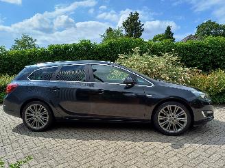 Opel Astra Sports Tourer 1.6 CDTi Cosmo picture 15