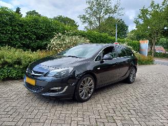 Opel Astra Sports Tourer 1.6 CDTi Cosmo picture 3