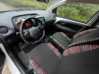 Citroën C1 1.0 VTi Shine 5drs ac picture 12