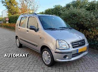 Vaurioauto  passenger cars Suzuki Wagon-R+ 1.3 GLX automaat & airco 2004/3