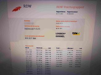 Renault Clio Estate 0.9 TCe Expression * MOTORSCHADE * picture 10