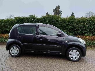 Daihatsu Sirion 1.3-16V Comfort picture 13