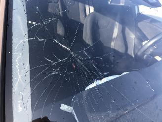 Volvo V-40 Cross Country 1.6 diesel 84kW E5 picture 13