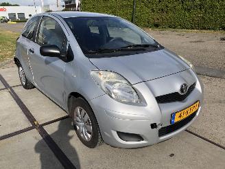 Toyota Yaris 1.0i AIRCO picture 3
