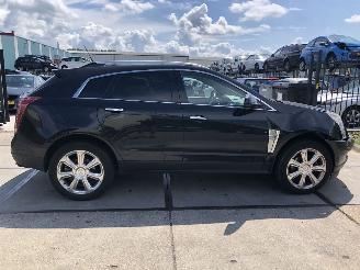krockskadad bil auto Cadillac SRX 3.6i 234kW 4X4 2013/1