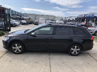 Avarii autoturisme Volkswagen Golf 12tsi Variant AIRCO NAVI 2014/5