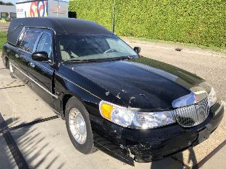 Lincoln Town Car 4.6i V8 164kW picture 2