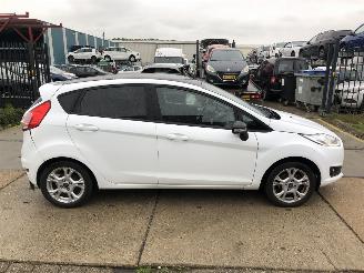 škoda osobní automobily Ford Fiesta 1.0i White Edition 5 drs 2016/2