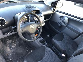 Toyota Aygo 1.0i Airco 5 drs picture 6