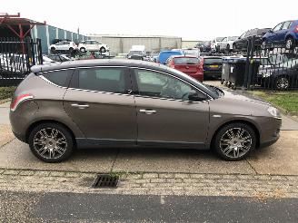 skadebil auto Lancia Delta 18i 16v 147kW Aut E5 Executive 2011/6