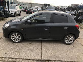 Schadeauto Mitsubishi Space-star 12i 59kW E5 Airco LM velgen 2013/9