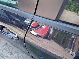 Peugeot 208  picture 10