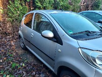 Peugeot 107  picture 3