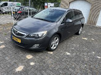  Opel Astra SPORTS TOURER 2011/5