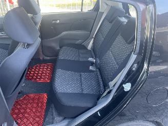 Daihatsu Cuore Geen schade picture 12