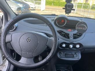 Renault Twingo  picture 11