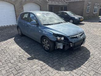 Hyundai I-30 Slechts 155000 km !! picture 7