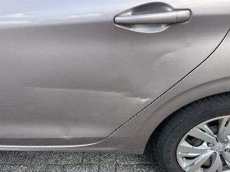 Peugeot 208 1.4 vti picture 22