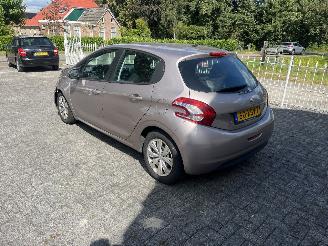 Peugeot 208 1.4 vti picture 3