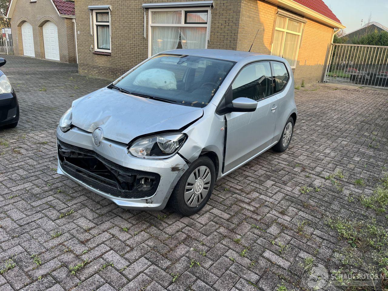Volkswagen Up! Weinig km !!