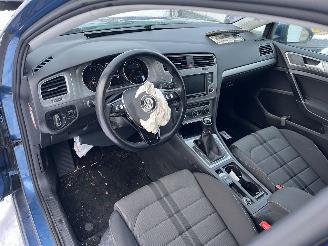 Volkswagen Golf 1.0 tsi picture 10