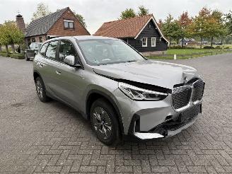 BMW iX1 67 kWh XDRIVE 30 Automaat picture 2