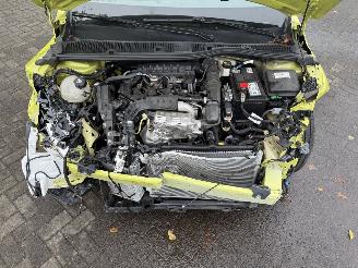 Peugeot 208 1.2 Puretech 100 GT picture 6