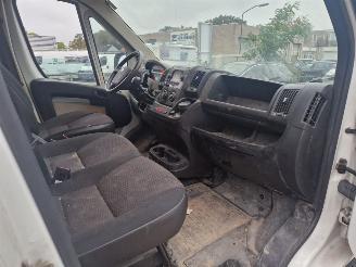 Citroën Jumper 2.2 BLEU HDI 120 picture 14