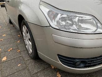 Citroën C4 1.4 16V IMAGE picture 10